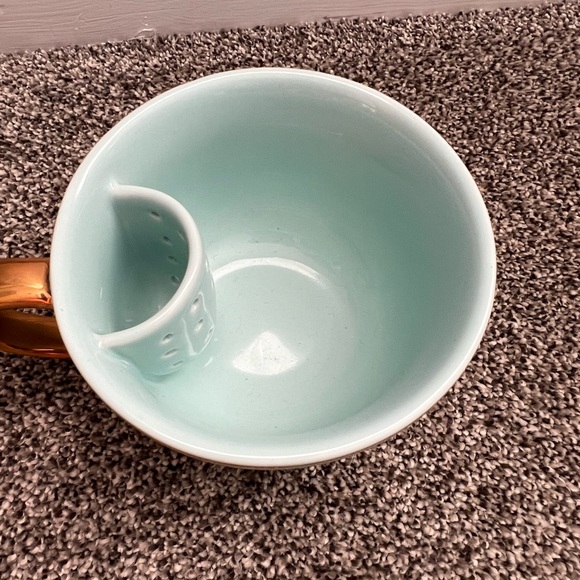 Avon Tea Diffuser Mug - Picture 3 of 5
